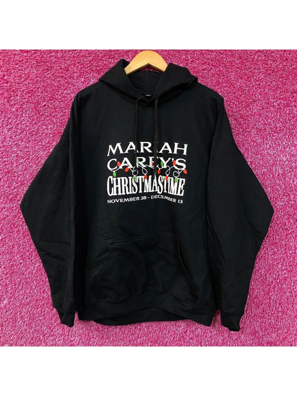 Mariah Carey "Christmastime" Residency Graphic Hoodie XL